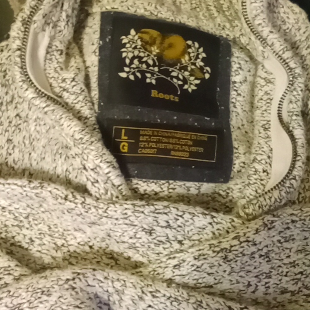 Roots sweater
